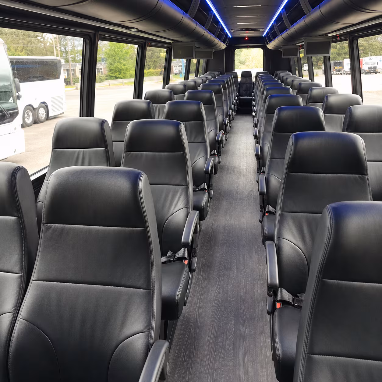 bus rentals for murfreesboro weddings at venues outside the city