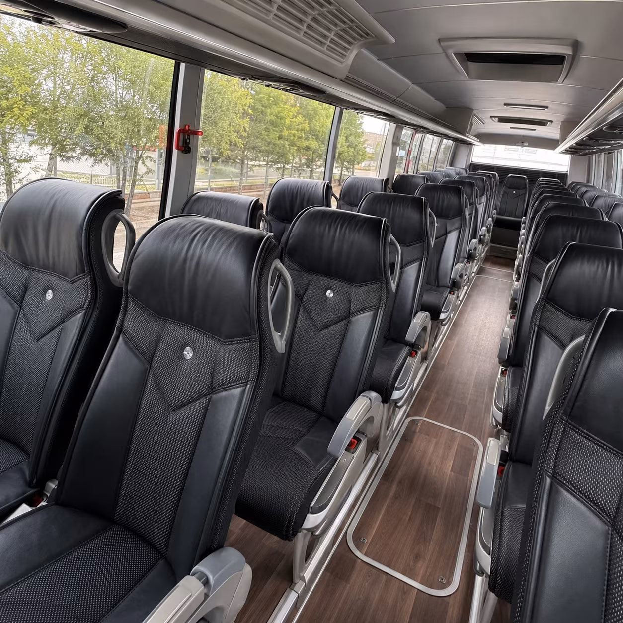 charter buses for corporate events and conference travel in murfreesboro
