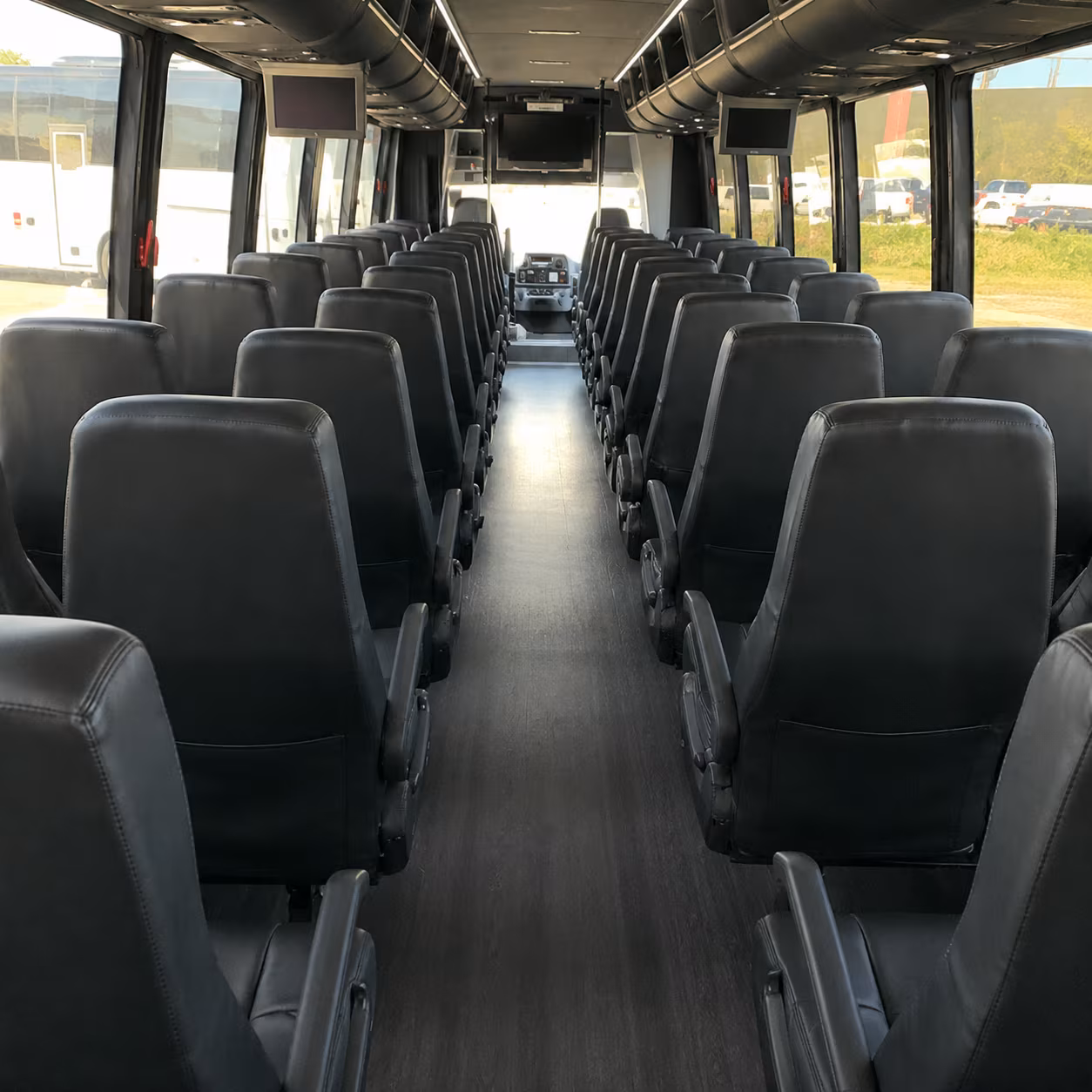 charter buses for large wedding weekends across middle tennessee