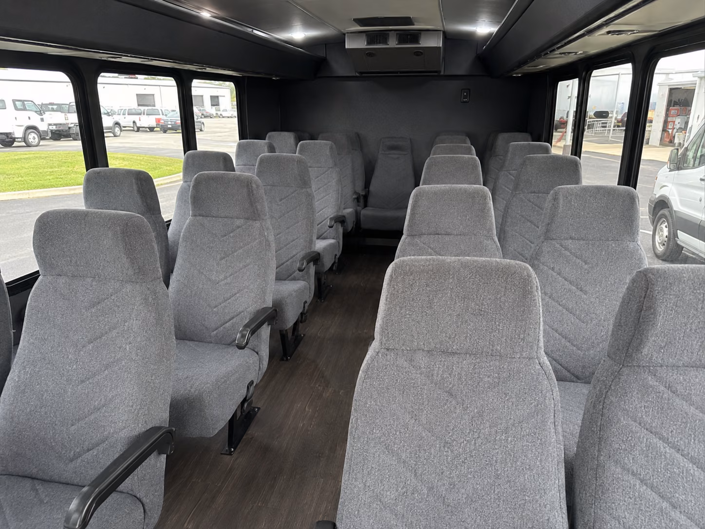 murfreesboro 18 passenger minibus interior
