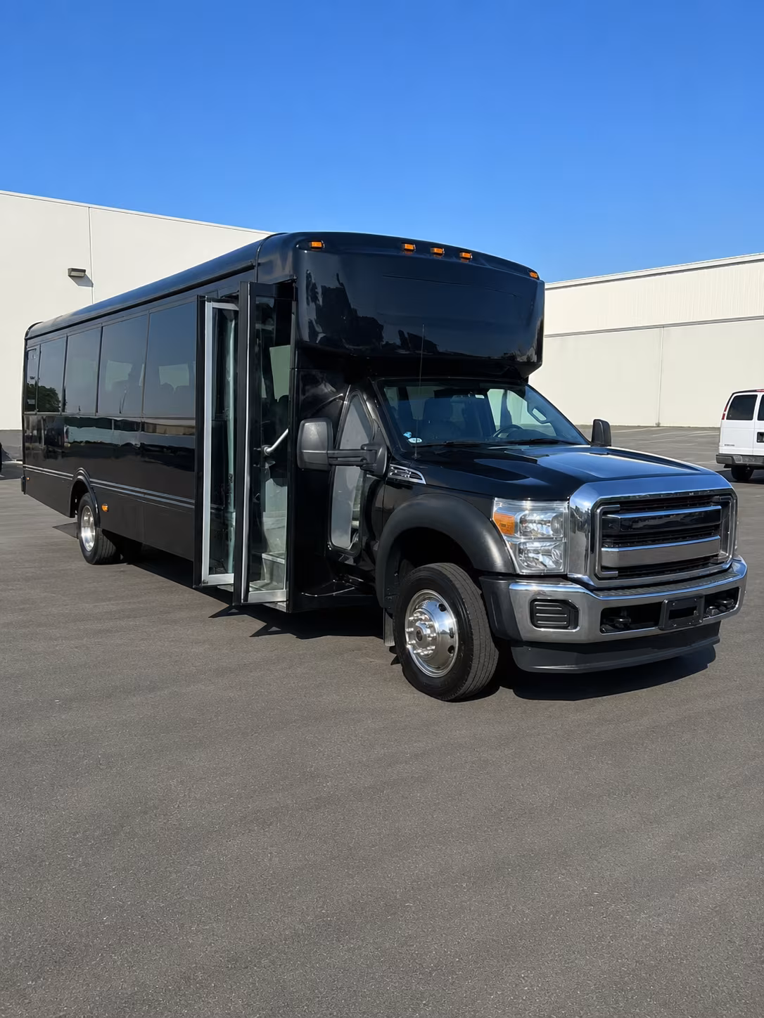party buses for bachelorette wine tour groups in murfreesboro