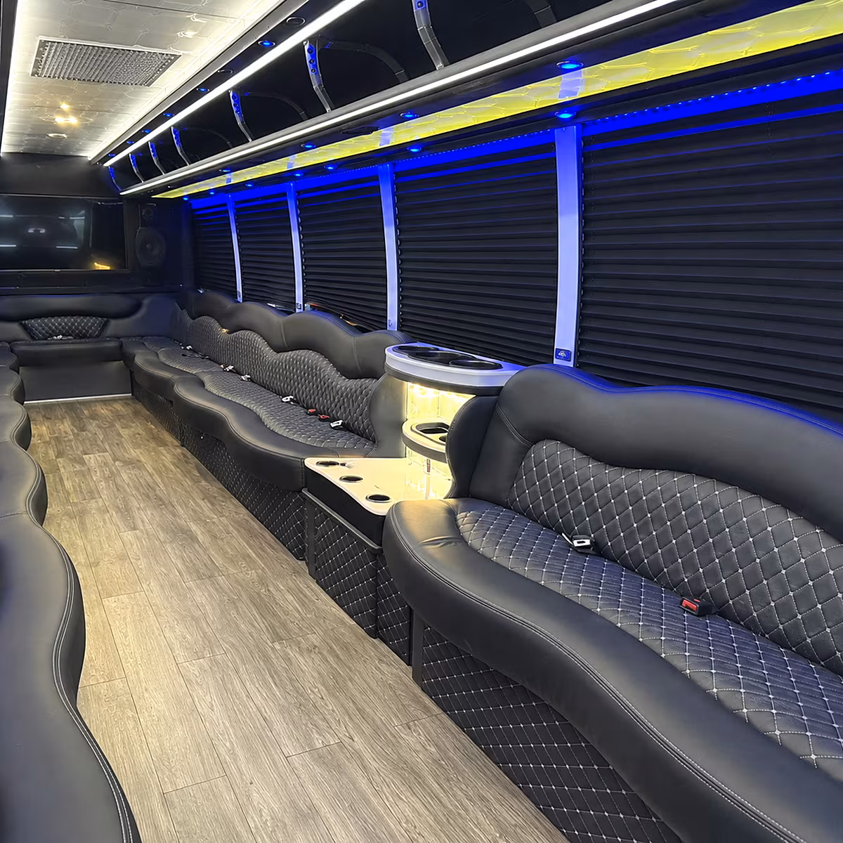 party buses for mtsu basketball at the hooper eblen center