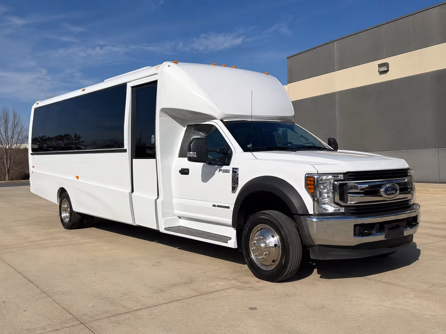 school field trip and educational event buses in murfreesboro