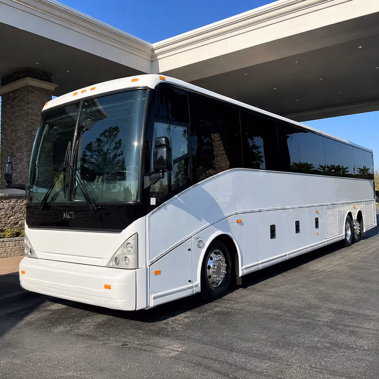 sprinter vans and minibuses for murfreesboro wedding day bridal party runs